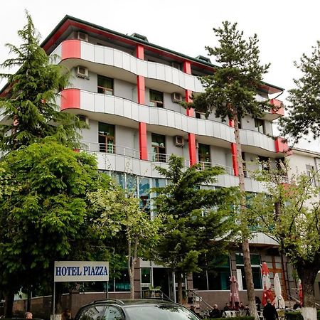 Hotel Piazza Peshkopia Kültér fotó